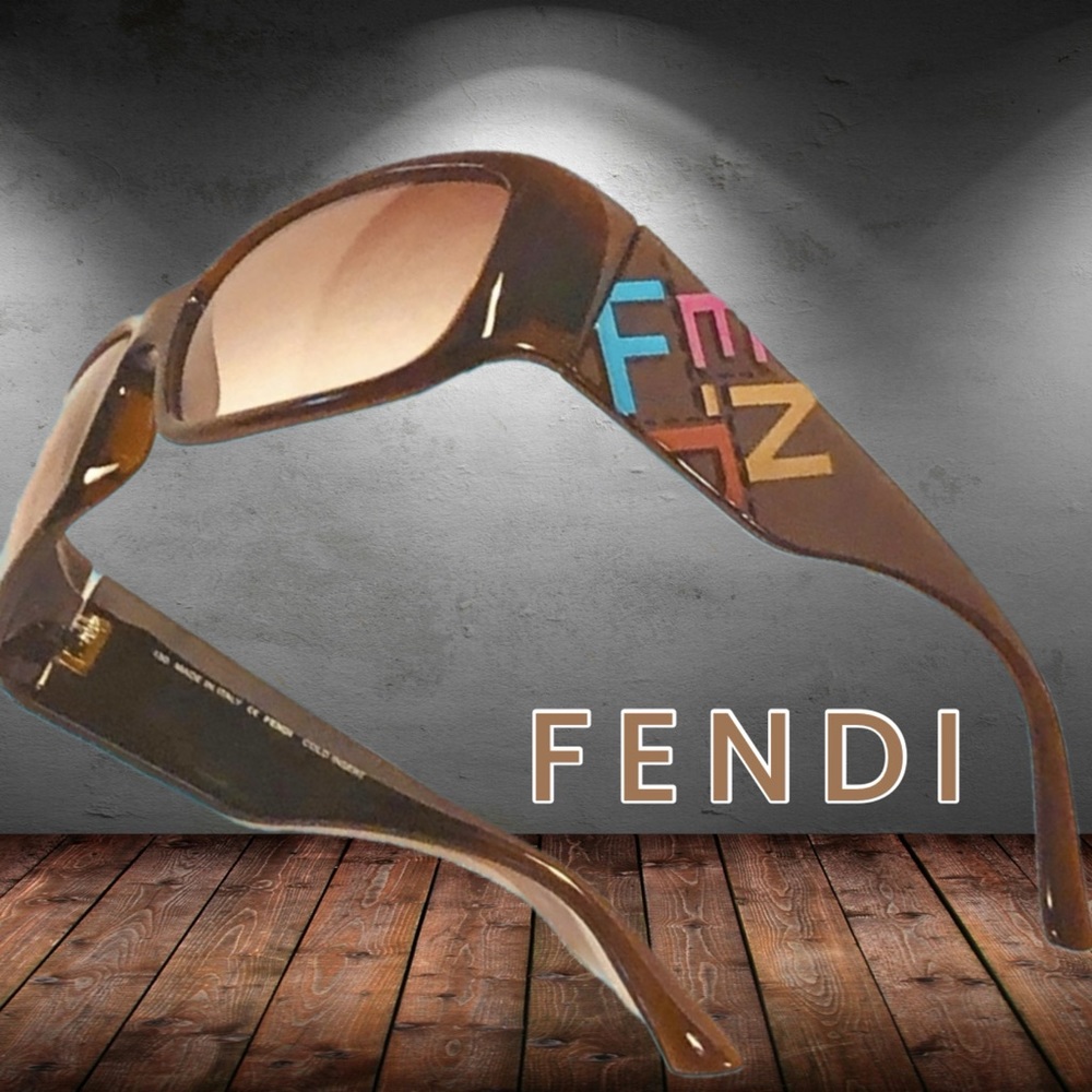 FENDI, Italy…Logo Sunglasses